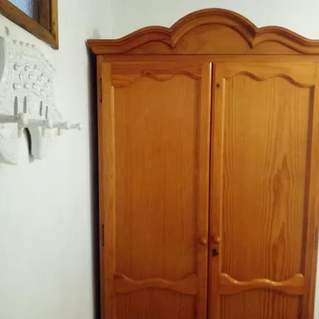 Piso Bajo De 3 Sin Cocina Lägenhet