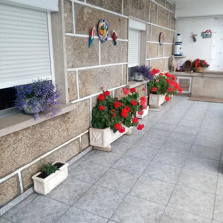 Piso Bajo De 3 Sin Cocina Lägenhet